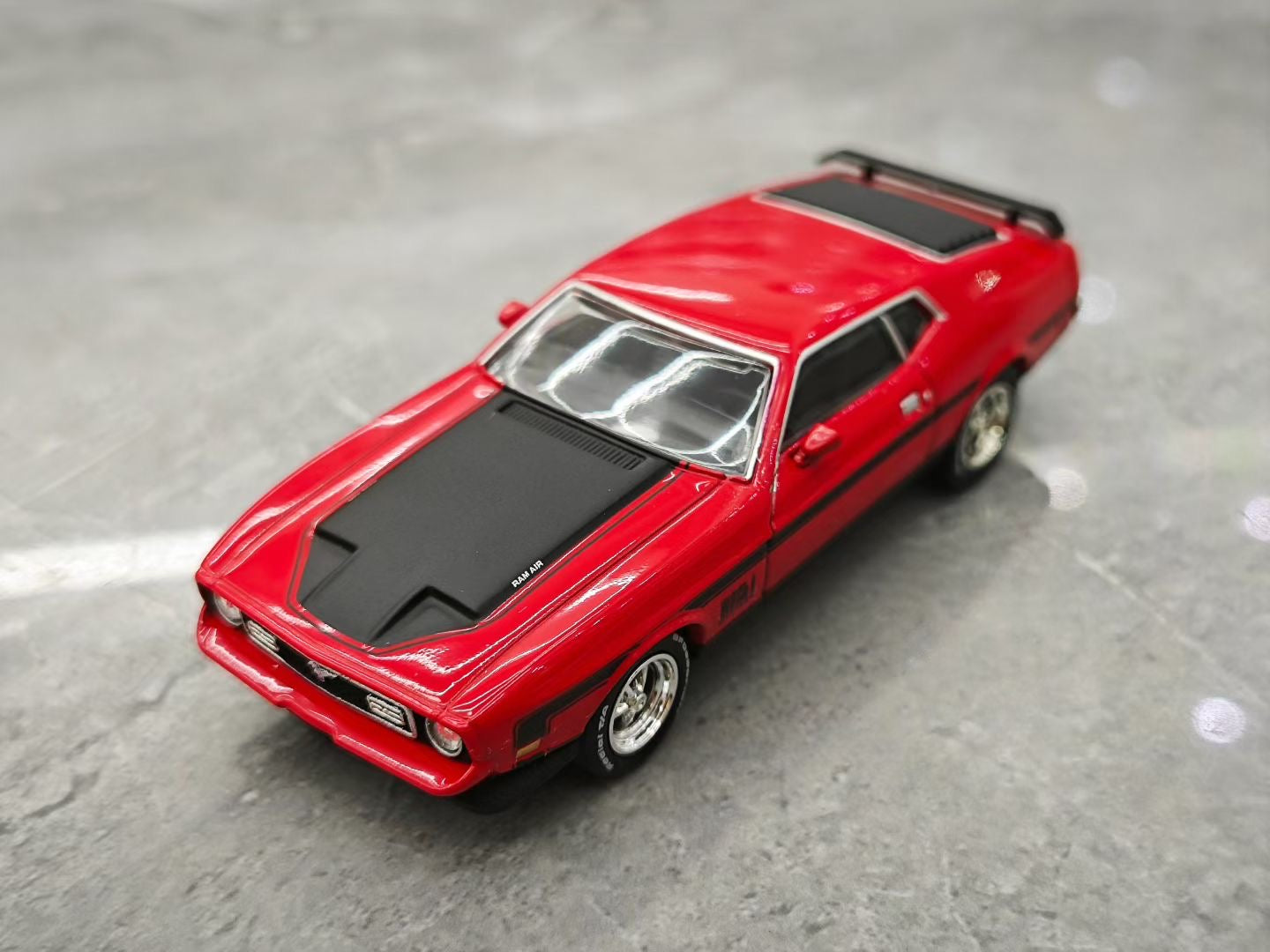 MINI GT 1/64 Ford Mustang Mach 1