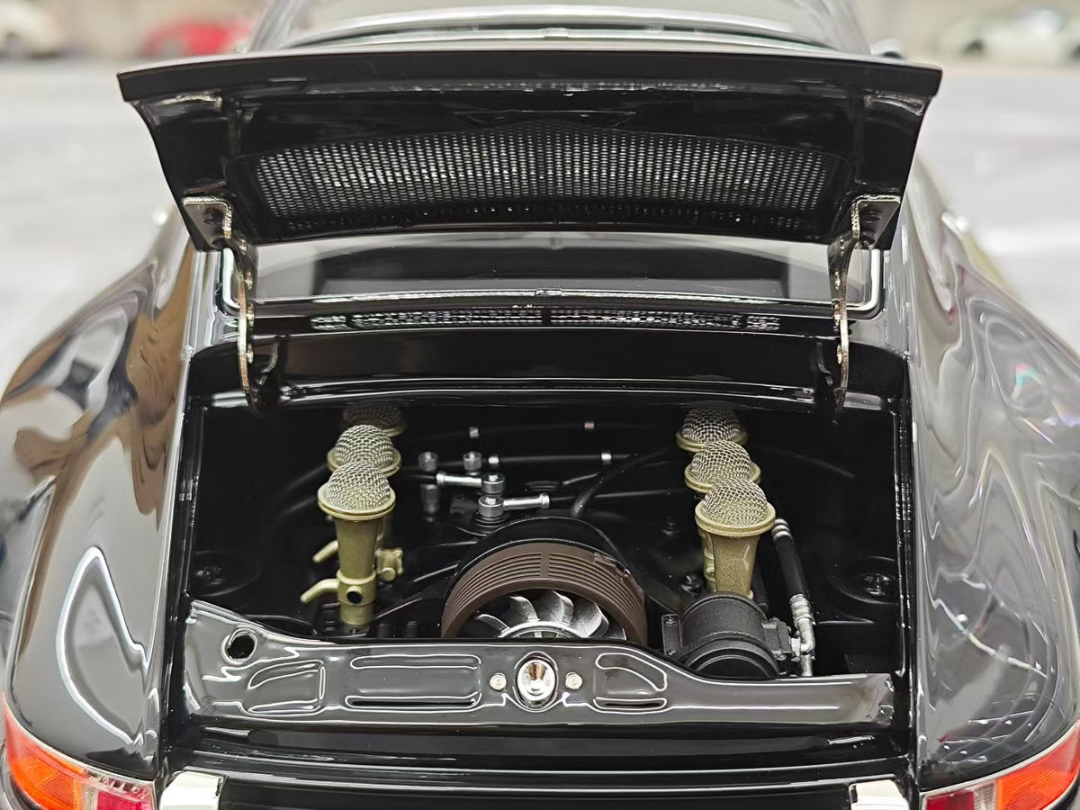 IVY Porsche 911 Singer Custom Edition Resin Model (1:12 Scale)