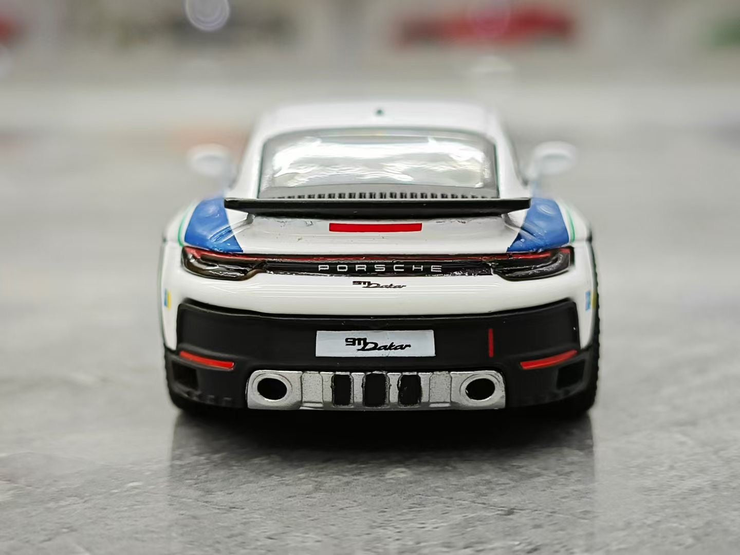MINI GT 1/64 Porsche 911 Dakar Alloy