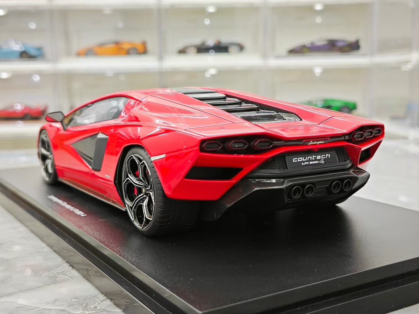 Topspeed 1/18 Lamborghini LP800-4