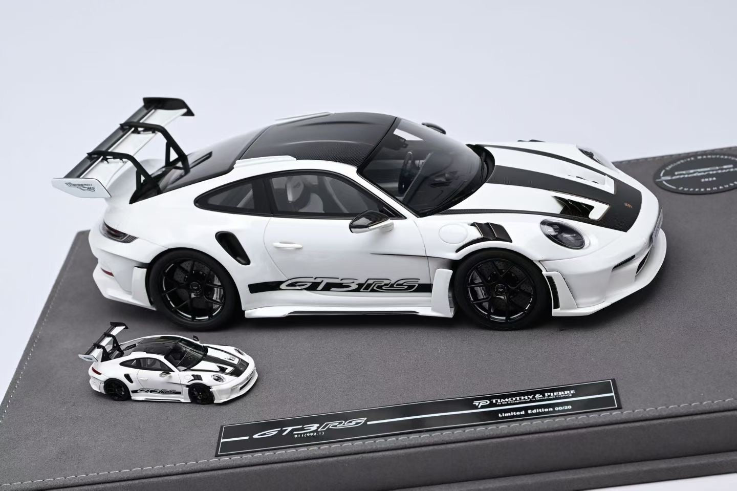 T & P's high-end resin Porsche 911 GT3 RS Sonderwunsch, now in stock in 1/18 and 1/64 scales.