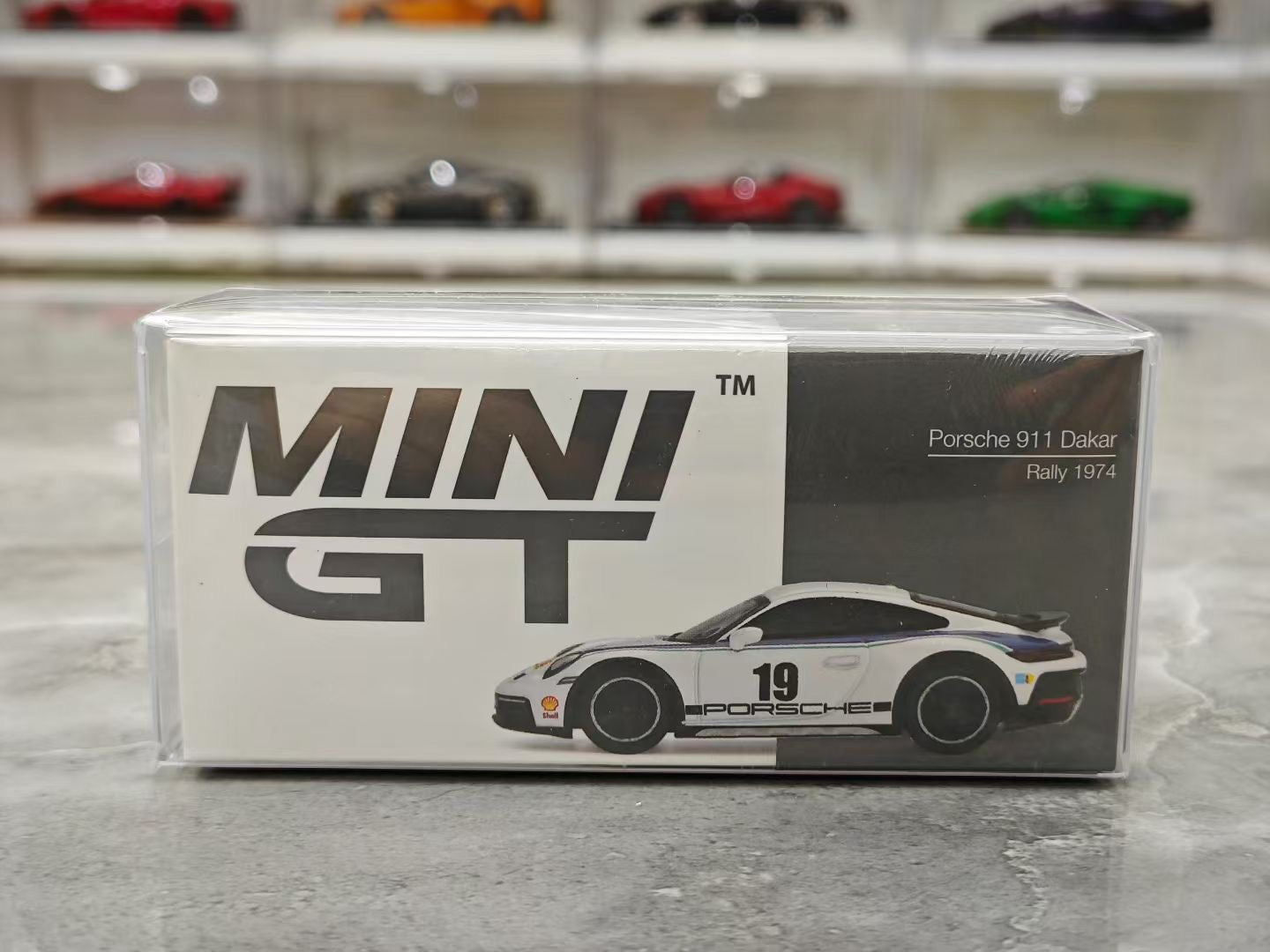MINI GT 1/64 Porsche 911 Dakar Alloy