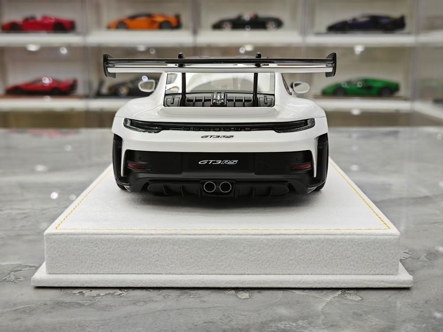 HH Model 1/18 Porsche 992.1 GT3 RS