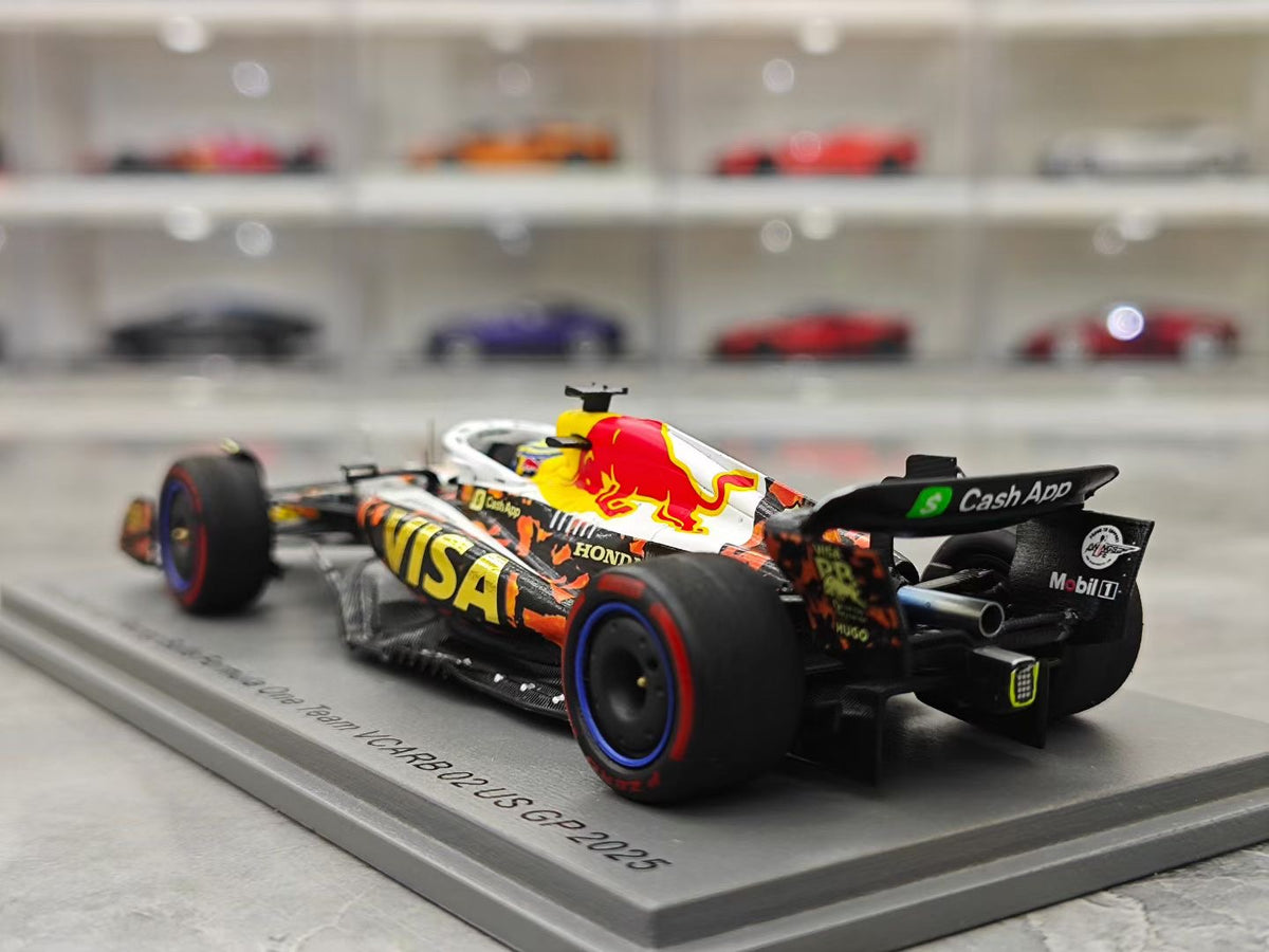 SPARK 2025 US GP – RB Team (Hadjar/Lawson) – F1 1:43 Scale –