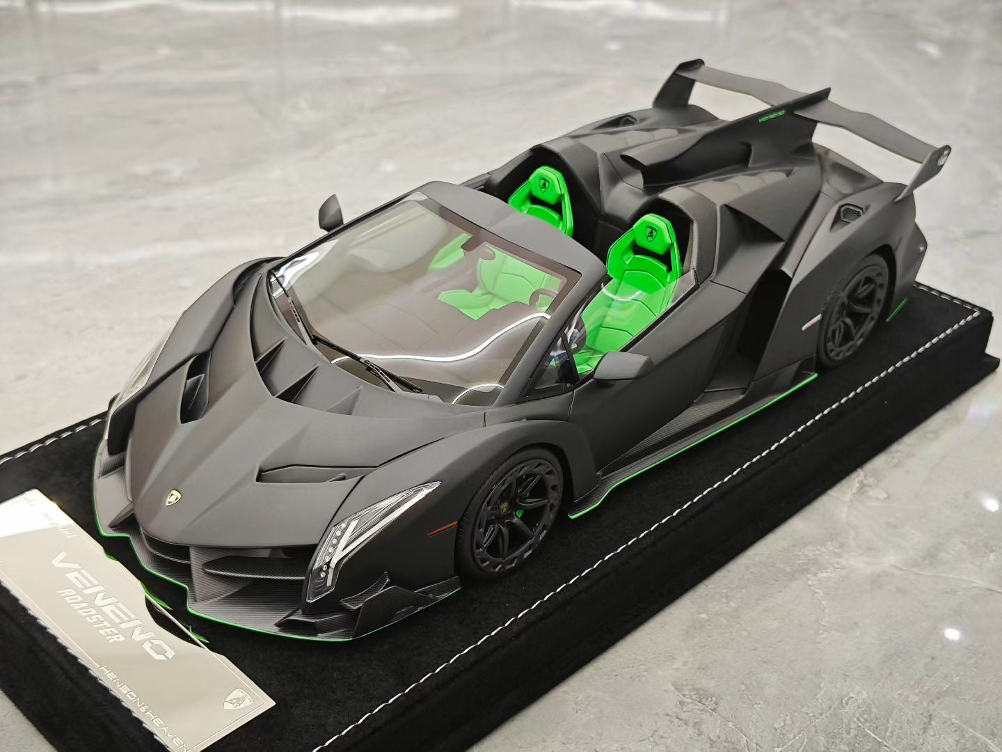 HH Model 1/18 Lamborghini Veneno Roadster