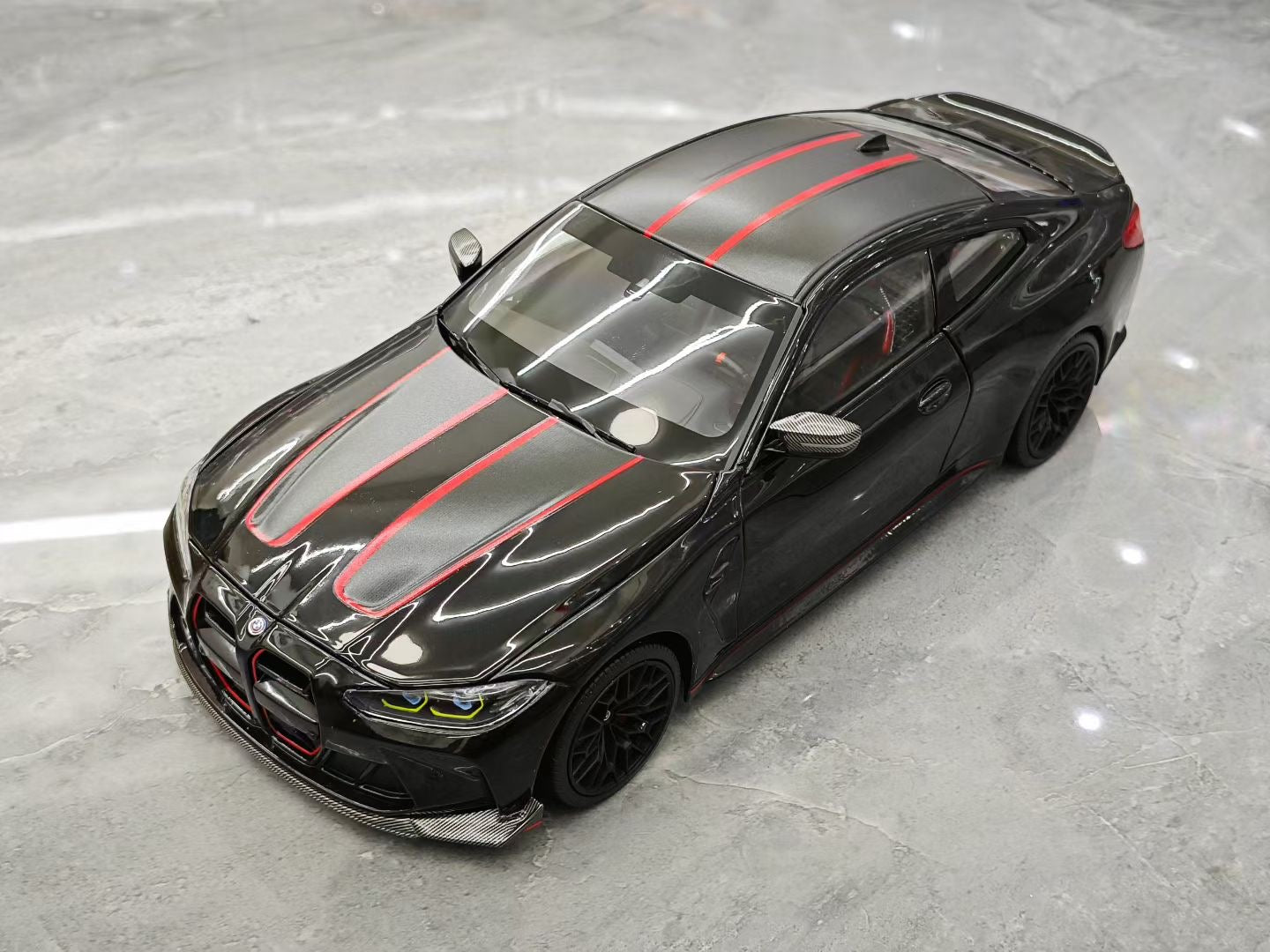 MINICHAMPS  1/18 BMW M4 CSL Alloy