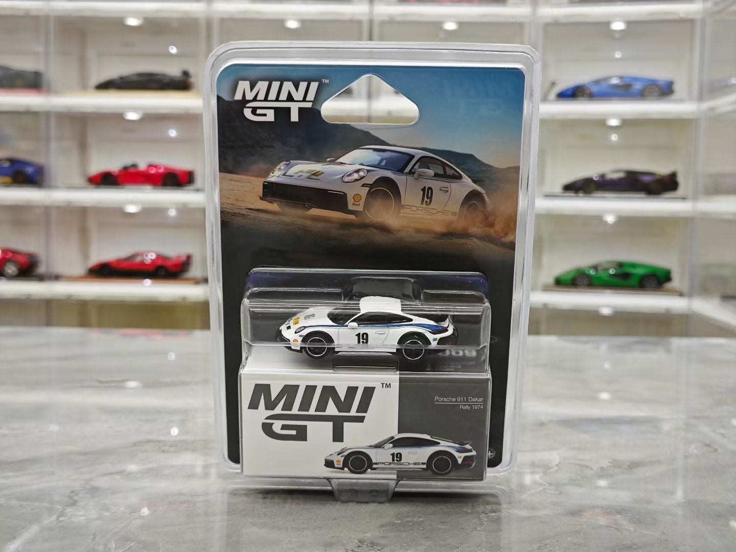 MINI GT 1/64 Porsche 911 Dakar Alloy