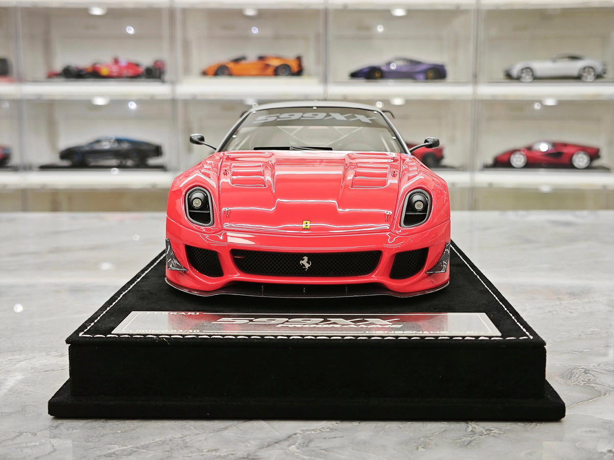 HH Model 599XX EVO Racing Car (Resin, 1:18 Scale)