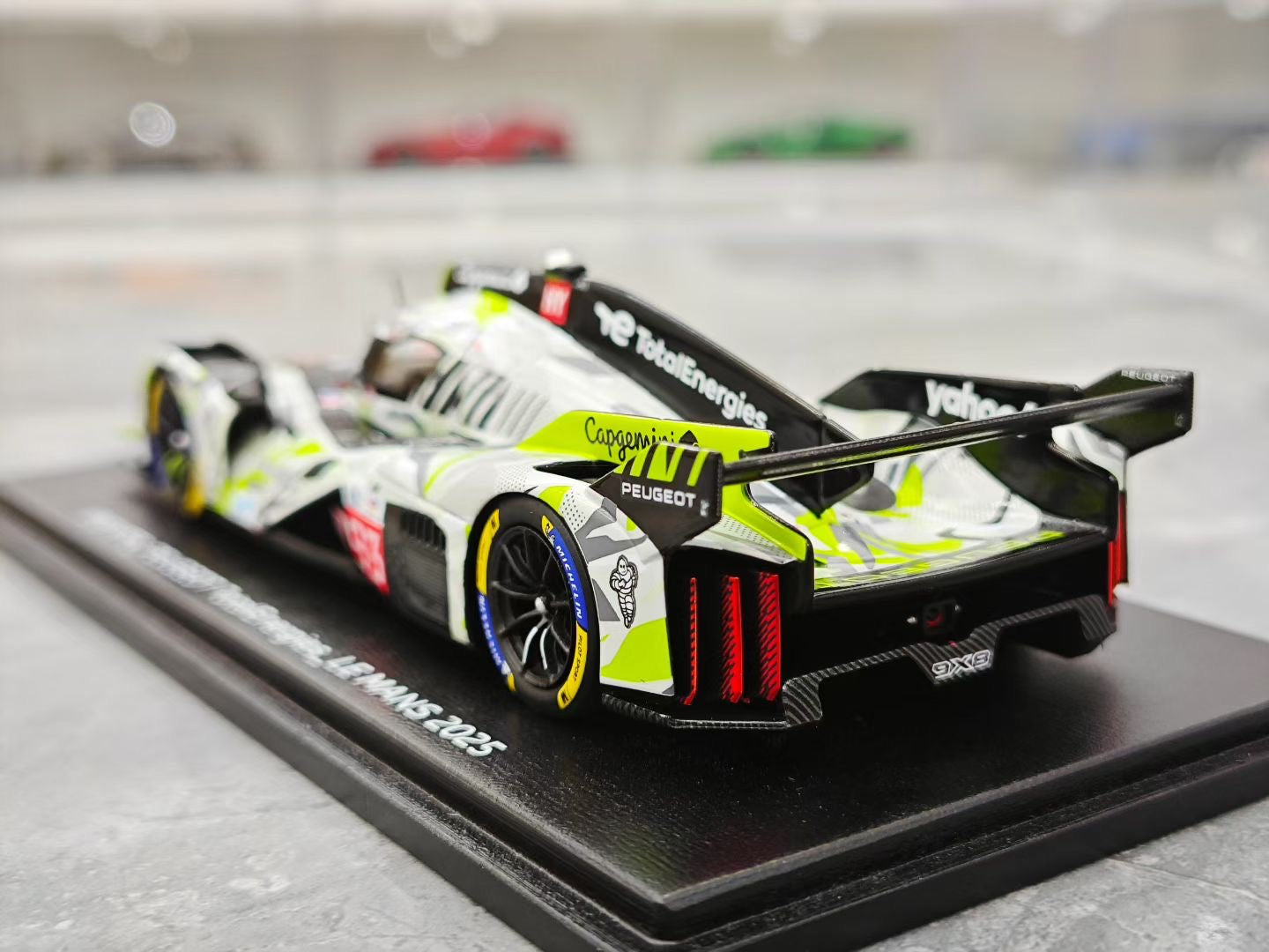SPARK 1/43 2025 Le Mans, Peugeot 9X8, Total Racing Team