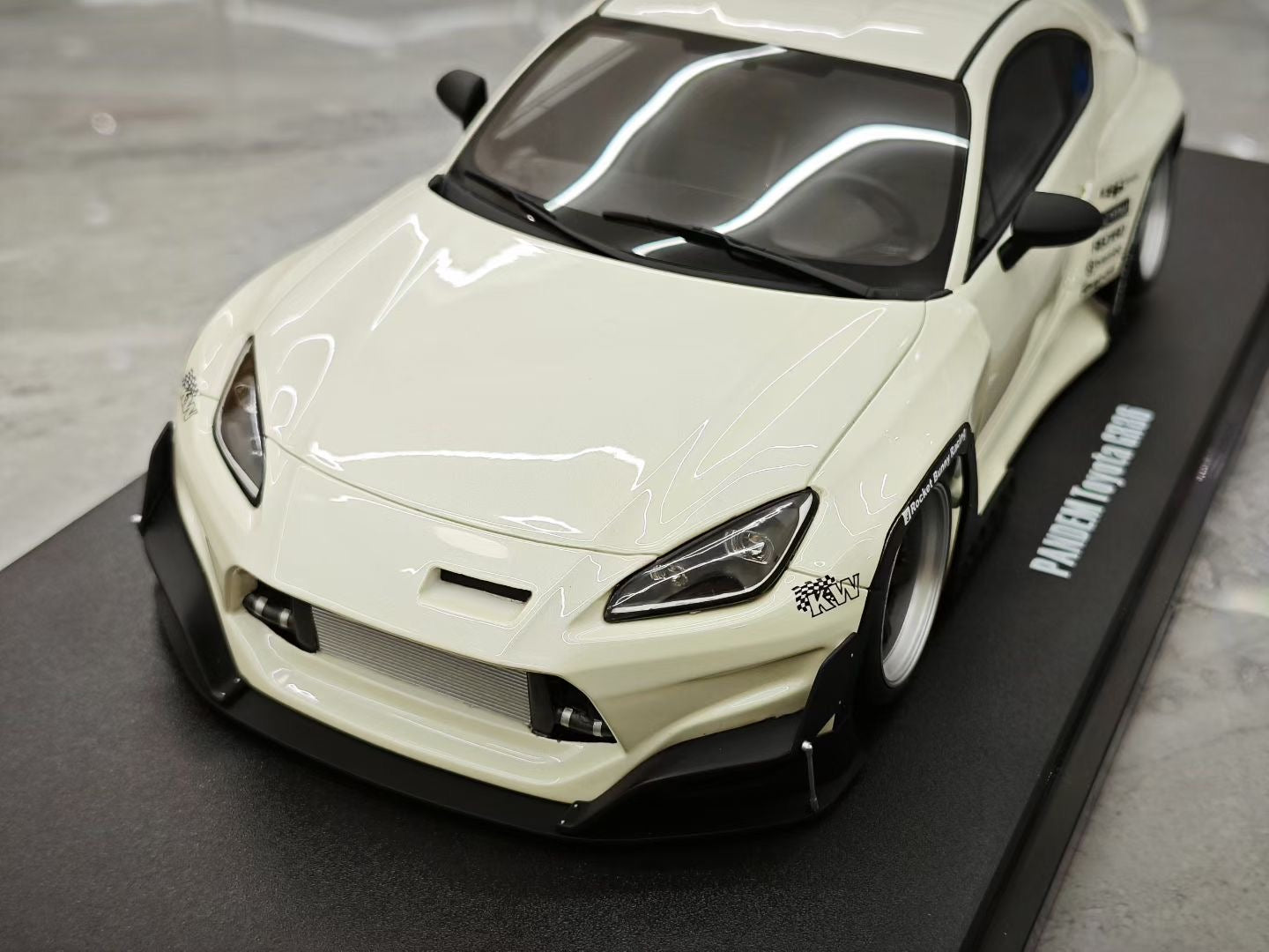 GT Spirit 1/18 Toyota GR86 PANDEM