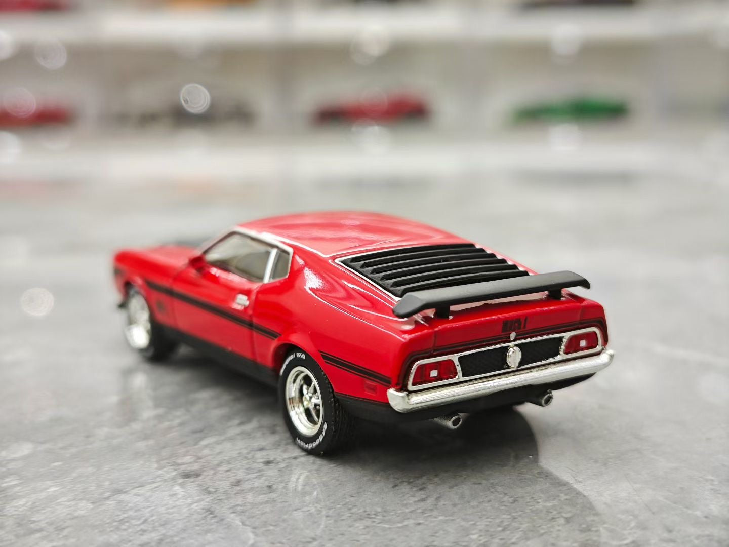 MINI GT 1/64 Ford Mustang Mach 1