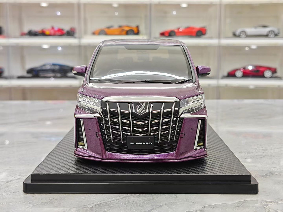 IG Toyota Alphard (H30W) Limited Edition Resin Model (1:18 Scale)