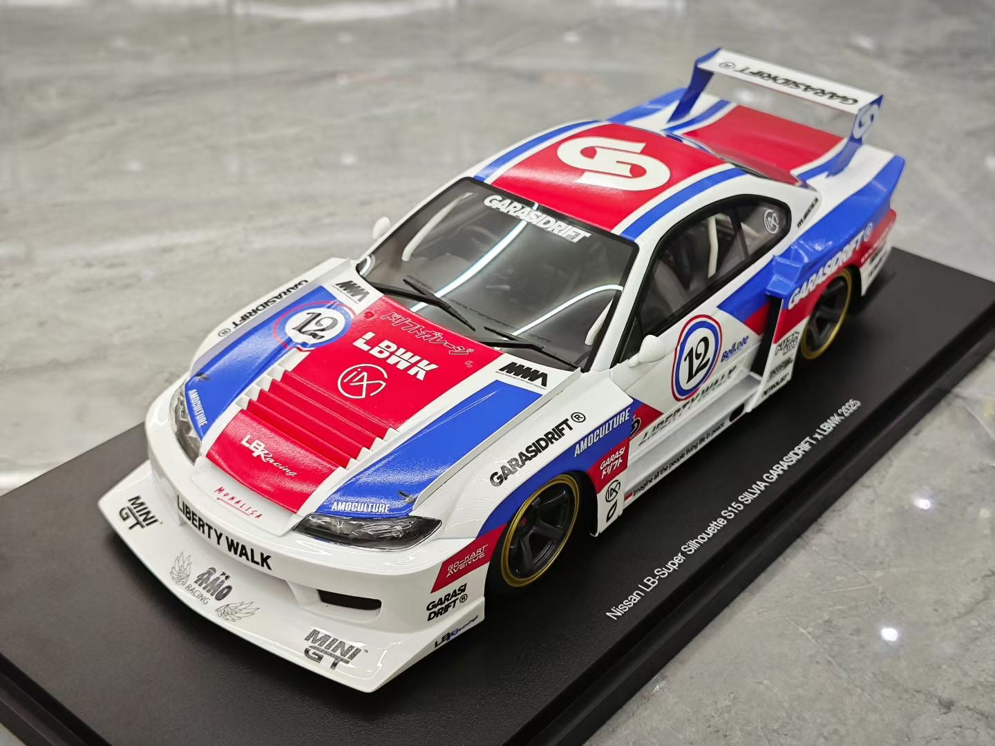 Topspeed 1/18 Nissan S15 Silvia