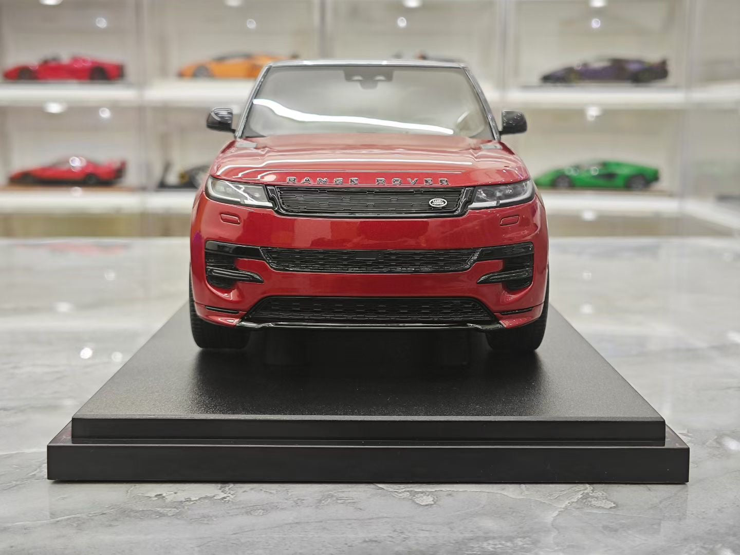 GT Spirit 1/18 Land Rover Range Rover Sport