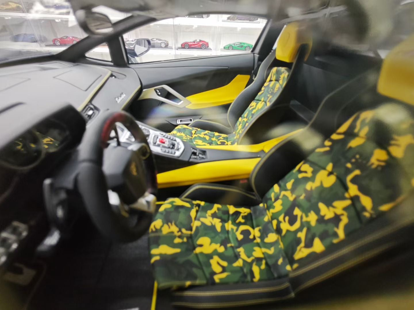 DG 1/12 Lamborghini Aventador 2.0 LB