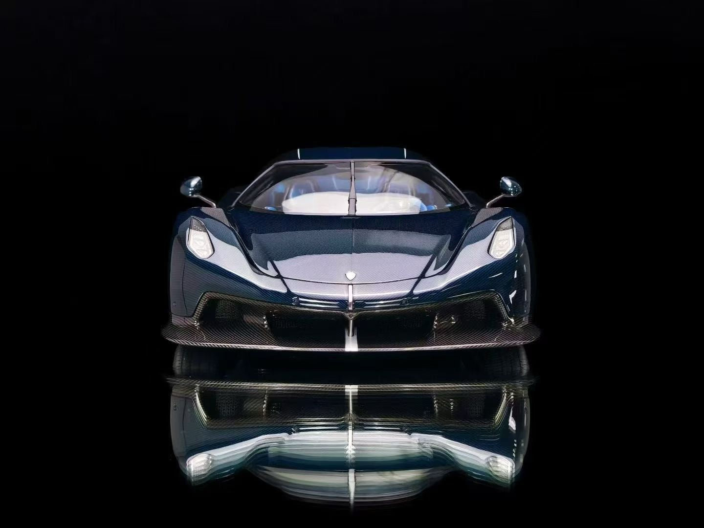 New product release: Frontiart 1/18 Koenigsegg Jesko Absolute Edition Carbon Black Blue.