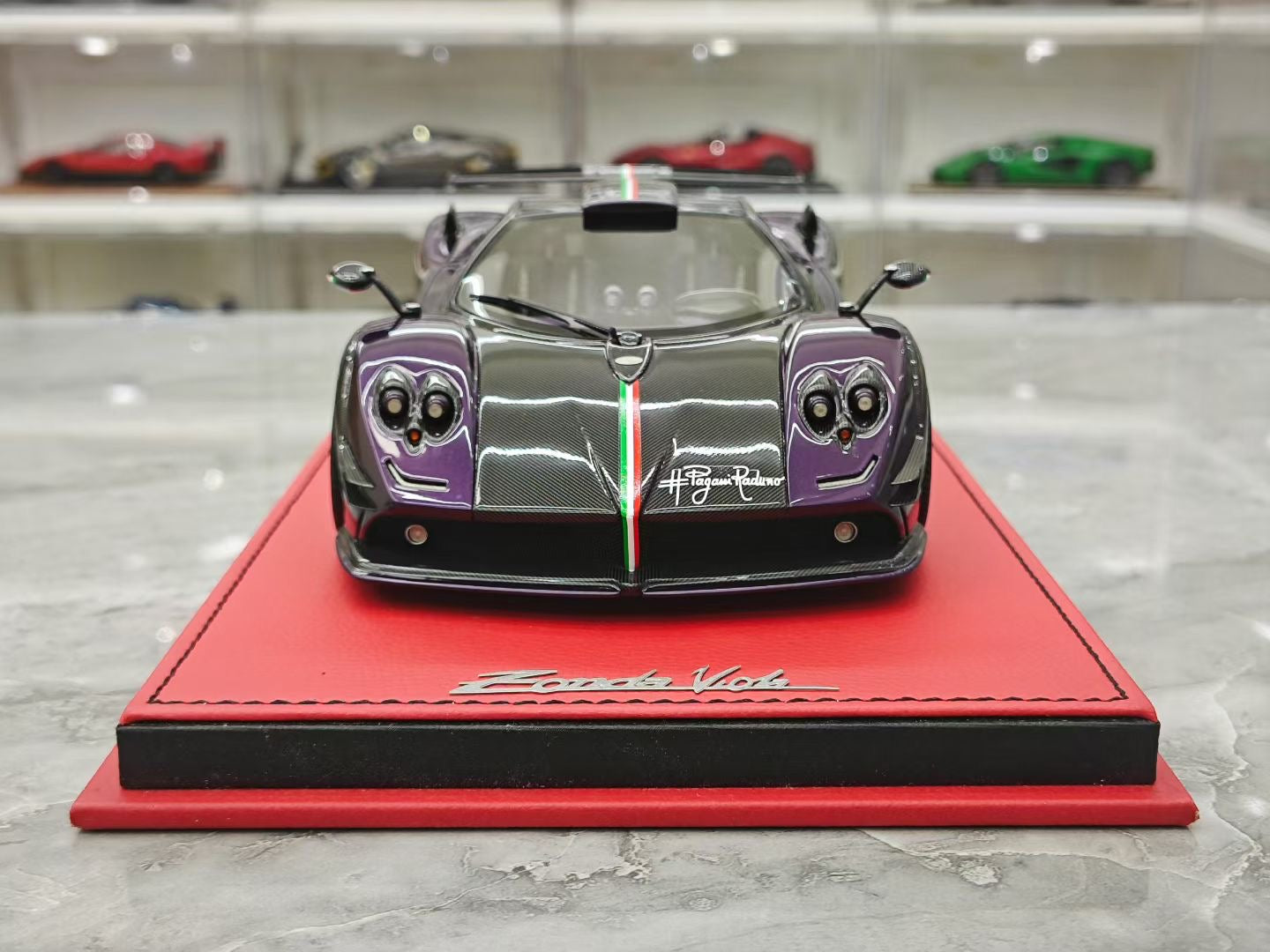 Peako 1/18 Pagani Brown Tower Fantasma Evo