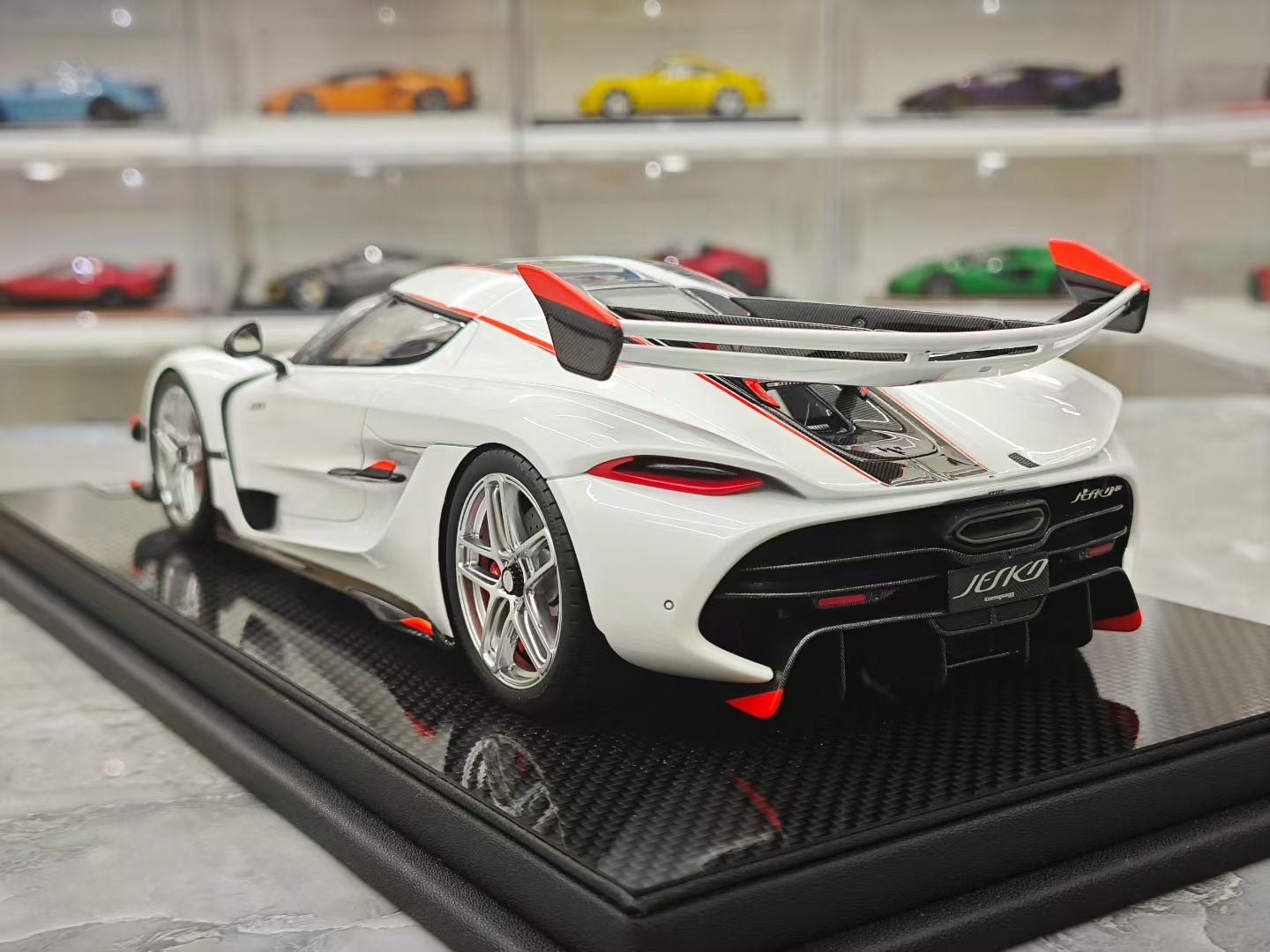 Frontiart 1/18 Koenigsegg Jesko