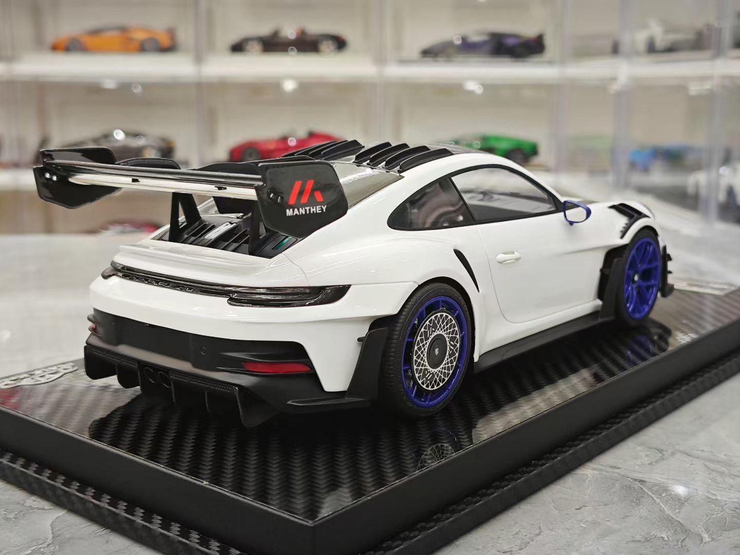 VIP 1/18 Porsche 911 GT3 RS - Manthey Racing