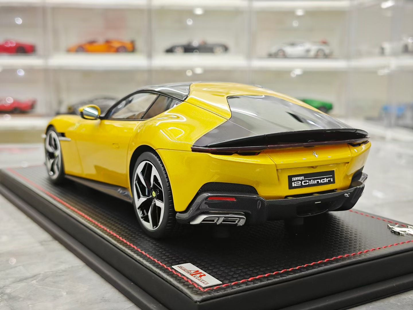 MR 1/18 Ferrari 12 Cilindri Special Edition