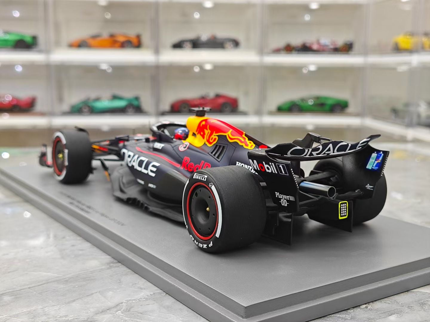 Spark 1/18 2024 Las Vegas Grand Prix RB20 Verstappen F1