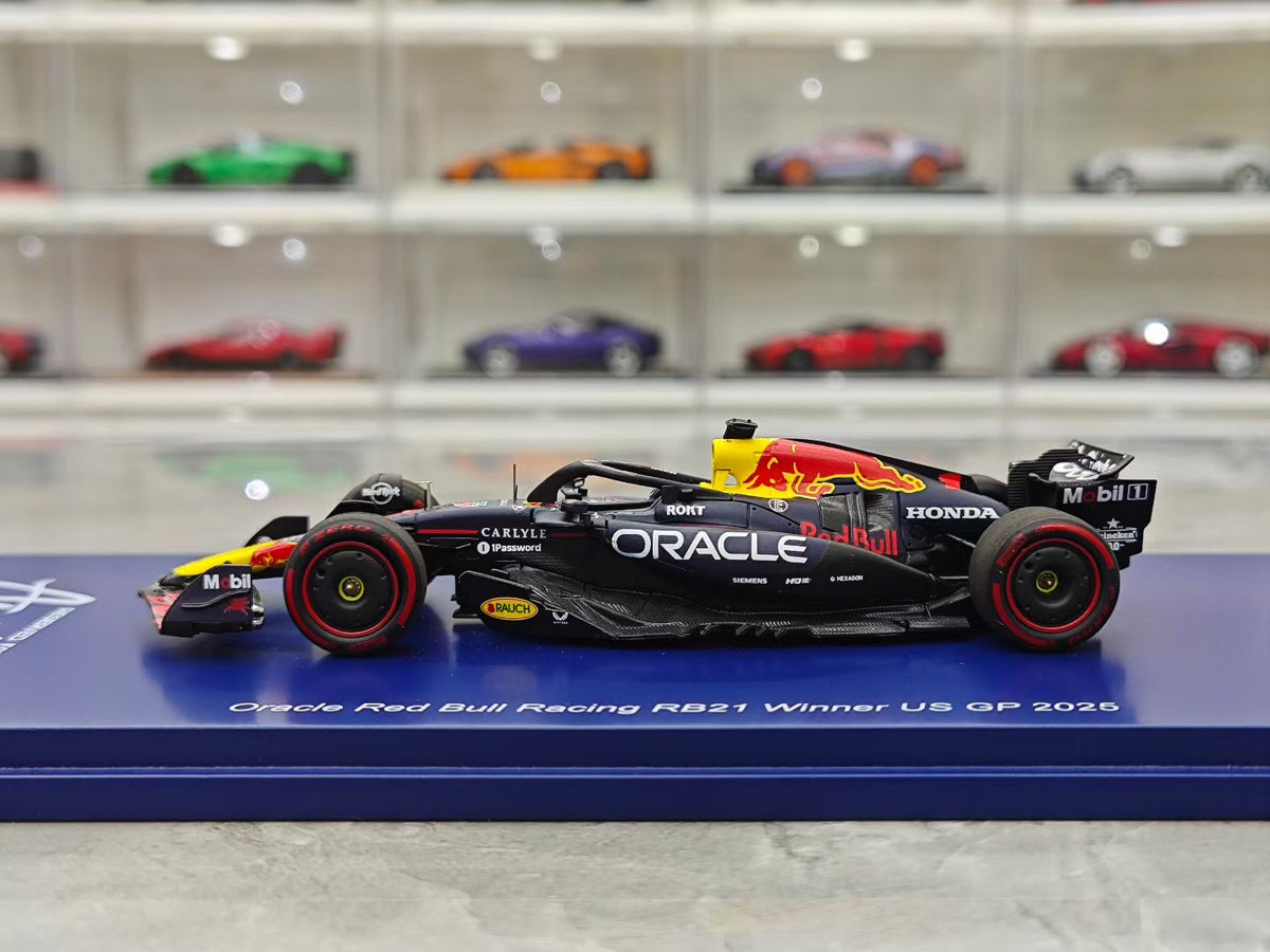 SPARK 1:43 Scale – 2025 US GP Winner – Red Bull RB21 (Verstappen)