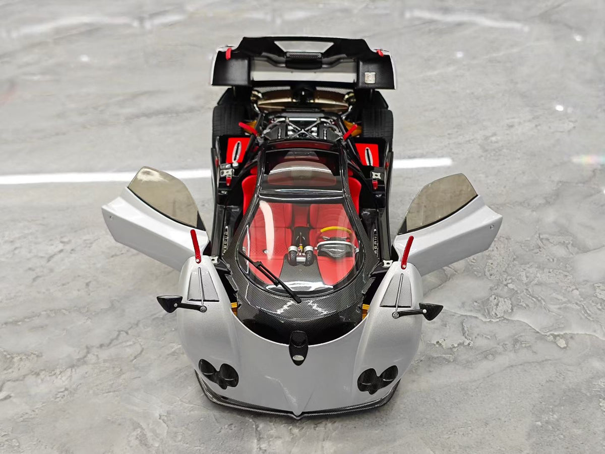AR Pagani Zonda F (Brown) – 1:18 Die-cast Model