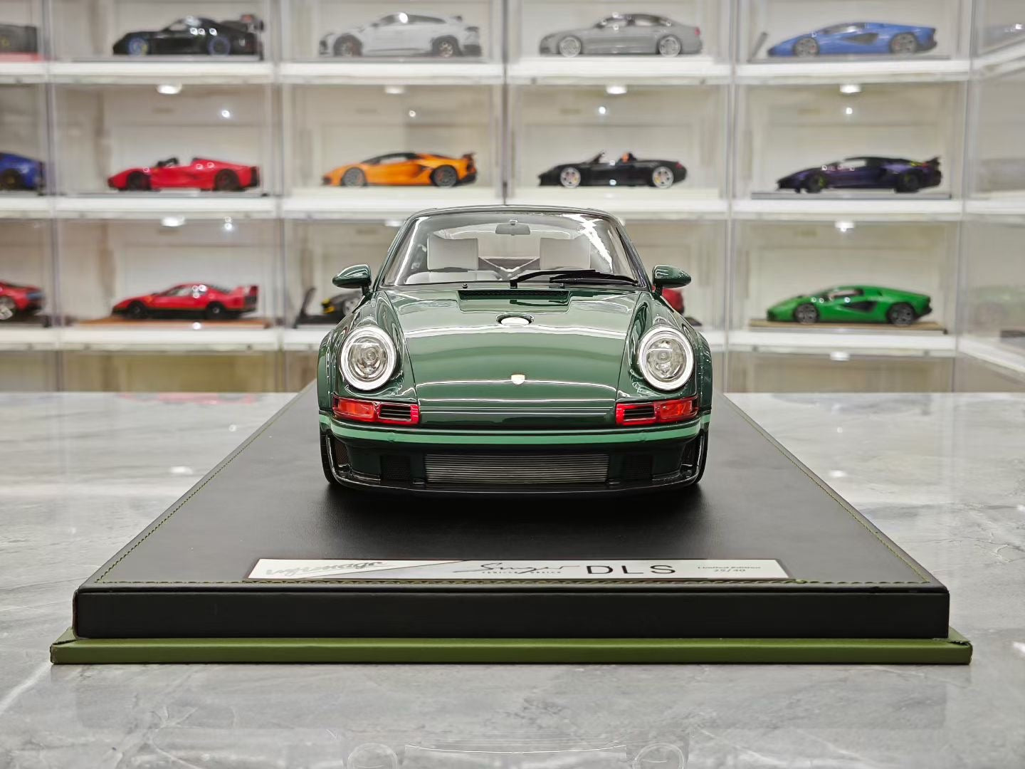 IVY 1/12 Porsche 911 Singer DLS