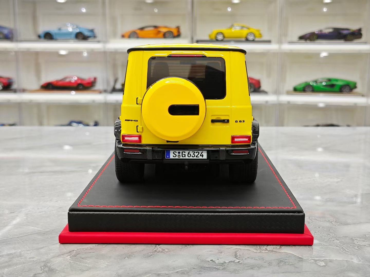 BBA model 1/18 Mercedes-Benz G63 AMG