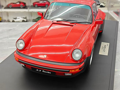 GT Spirit Porsche 911 [930] Turbo 3.3 (1:8 scale resin model)