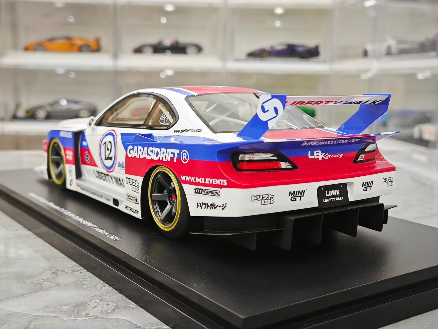 Topspeed 1/18 Nissan S15 Silvia