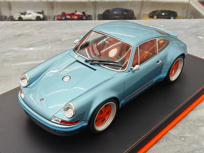 IVY Porsche 911 Singer Custom Edition Resin Model (1:12 Scale) –
