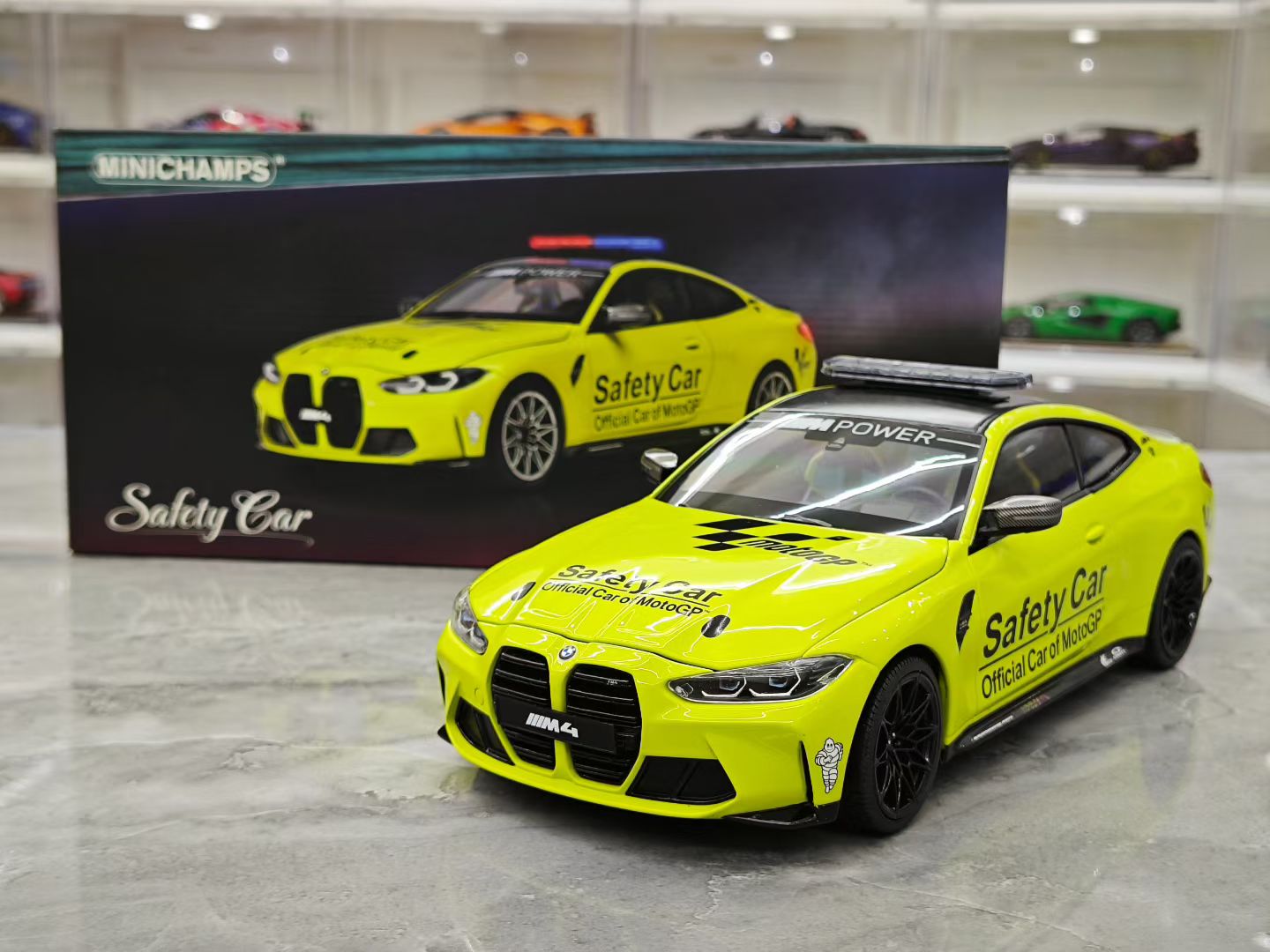 Minichamps  1/18 BMW M4 Competition