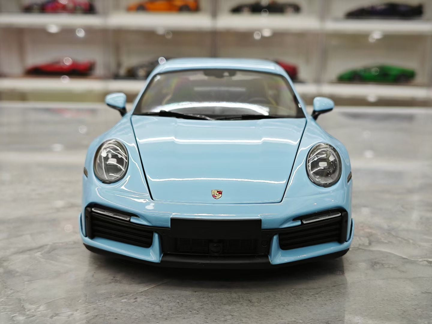 Minichamps 1/18 Porsche 911 992 Turbo S