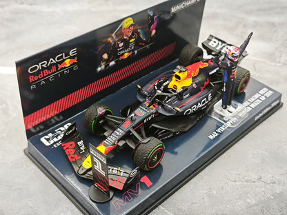 Minichamps 2024 Brazilian GP Red Bull RB20 Verstappen F1 Special Edition 1:43