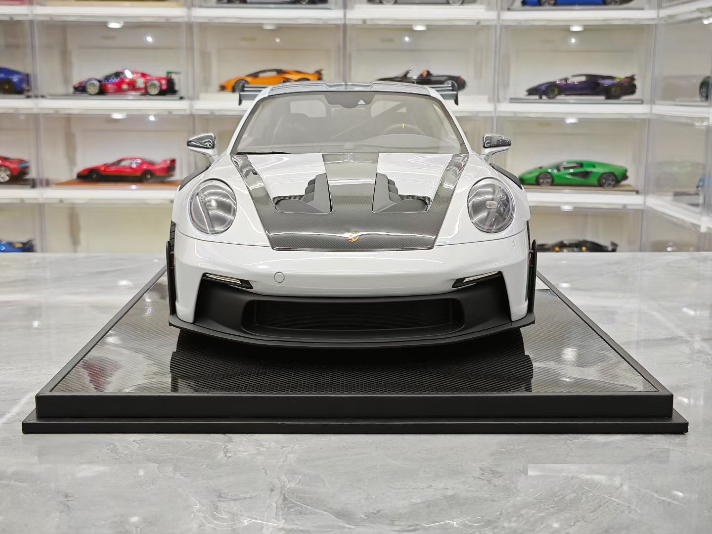 DM 1/8 Porsche 911 GT3RS Weissach Package Limited Edition Car Model