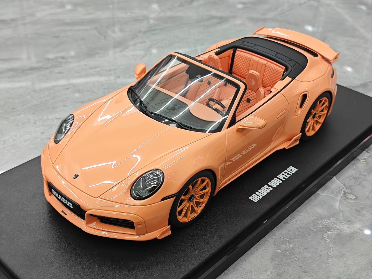 GT Spirit 1/18 Porsche Brabus 900 Resin