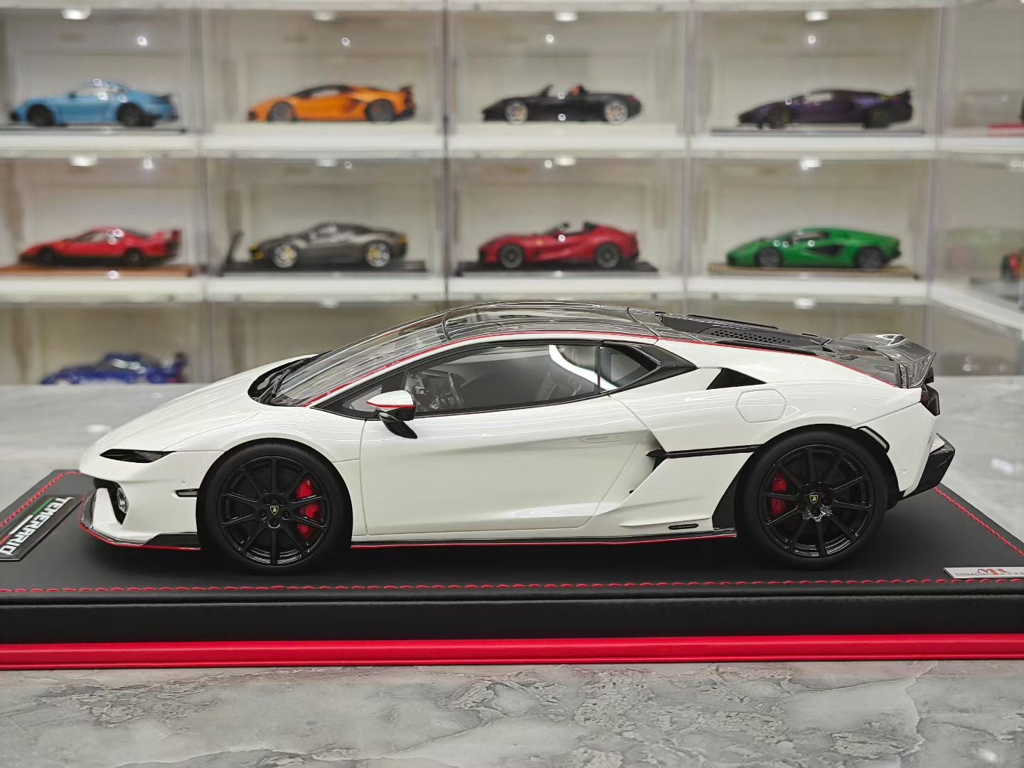 MR 1/18 Lamborghini New Temerario AP