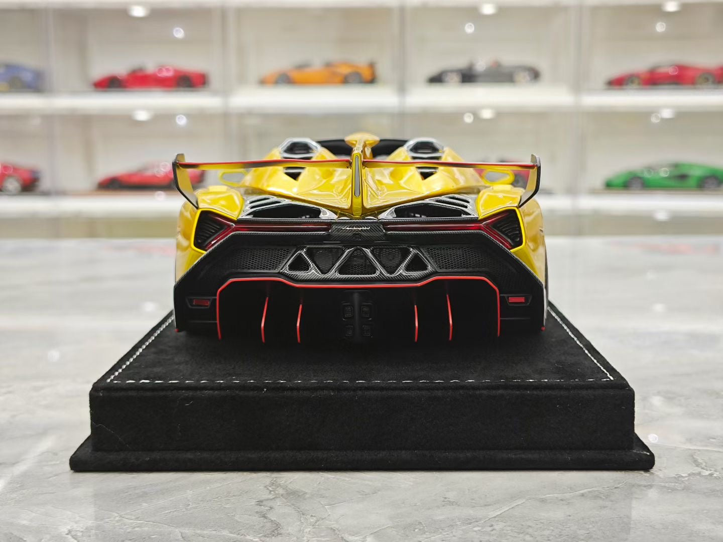 HH Model 1/18 Lamborghini Veneno Roadster