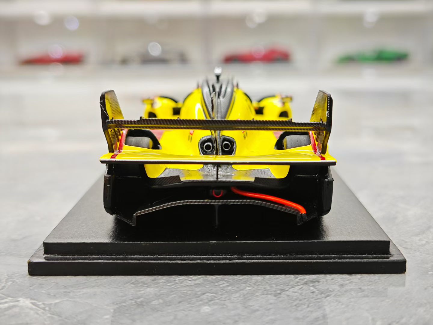 Looksmart 1/43 2025 Le Mans Victory Ferrari 499P Ye Yifei