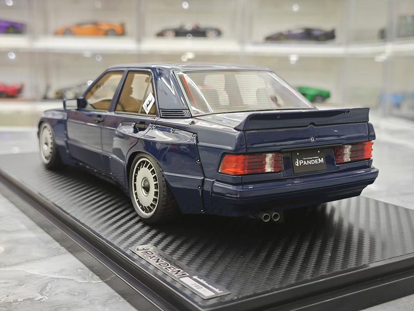 IG 1/18 Mercedes Pandem 190 JDM