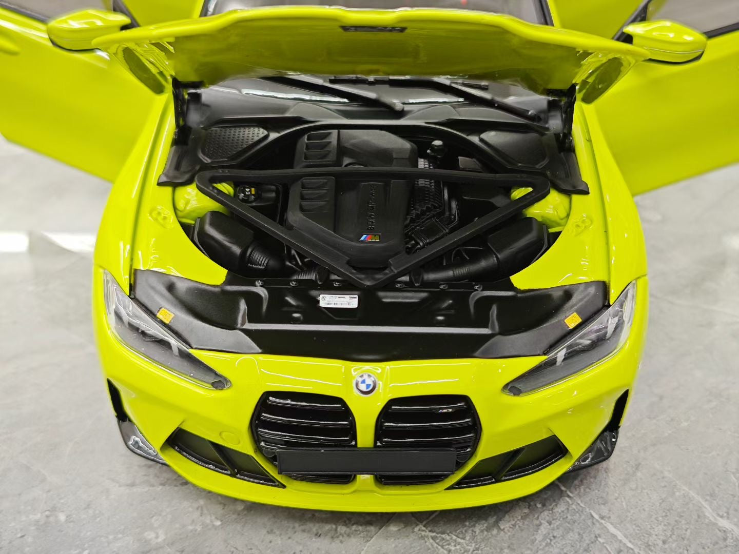 MINICHAMPS  1/18 2024 BMW M3 Alloy Full Open