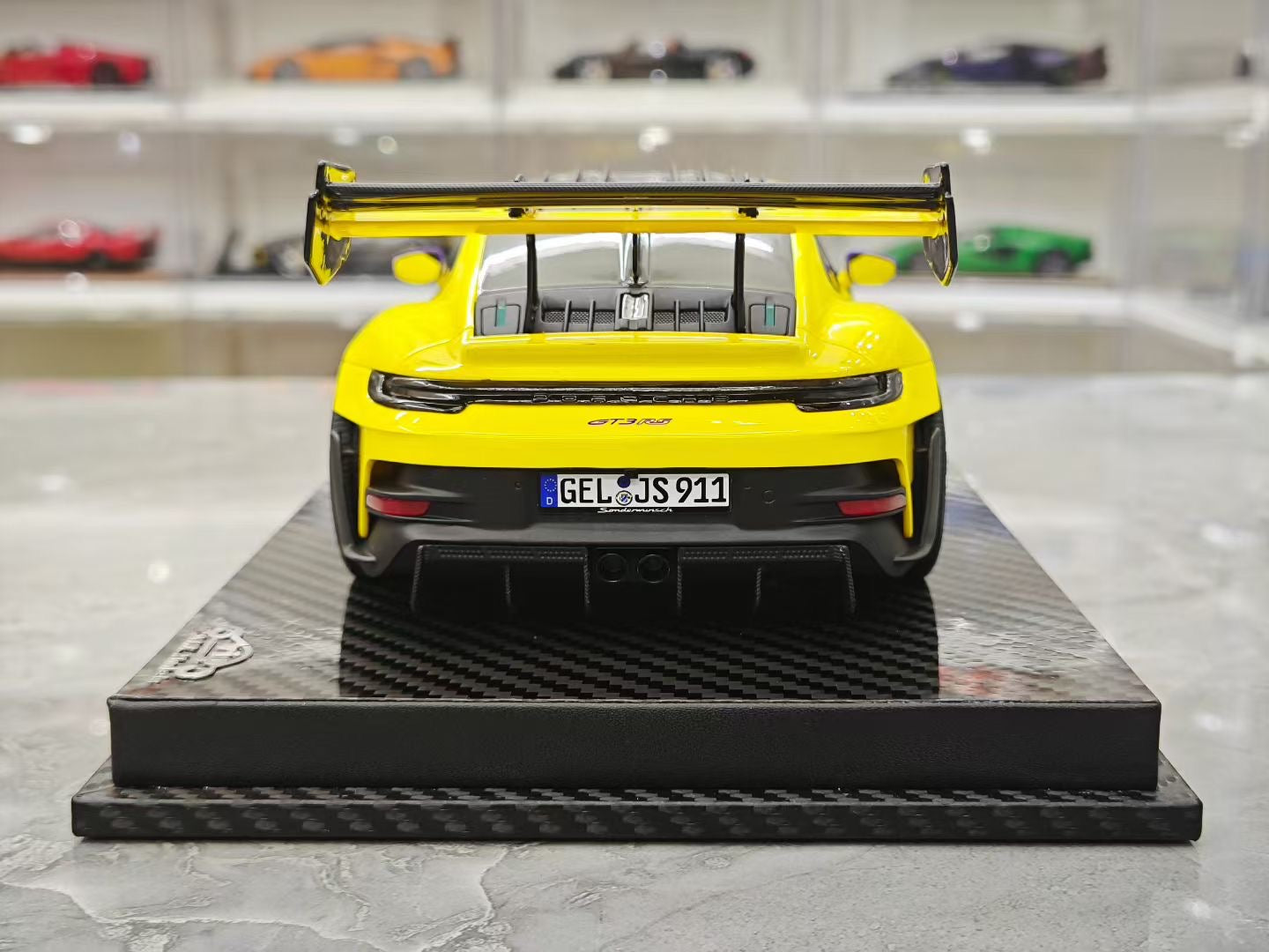 VIP 1/18 Porsche 911 GT3 RS - Manthey Racing