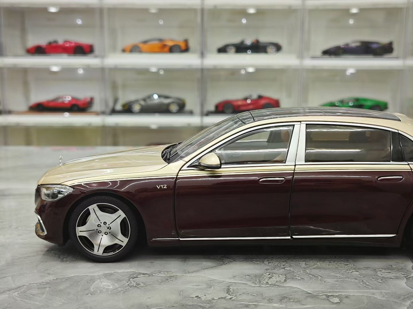 Almost Real 1/18 Mercedes-Maybach S-Class S680