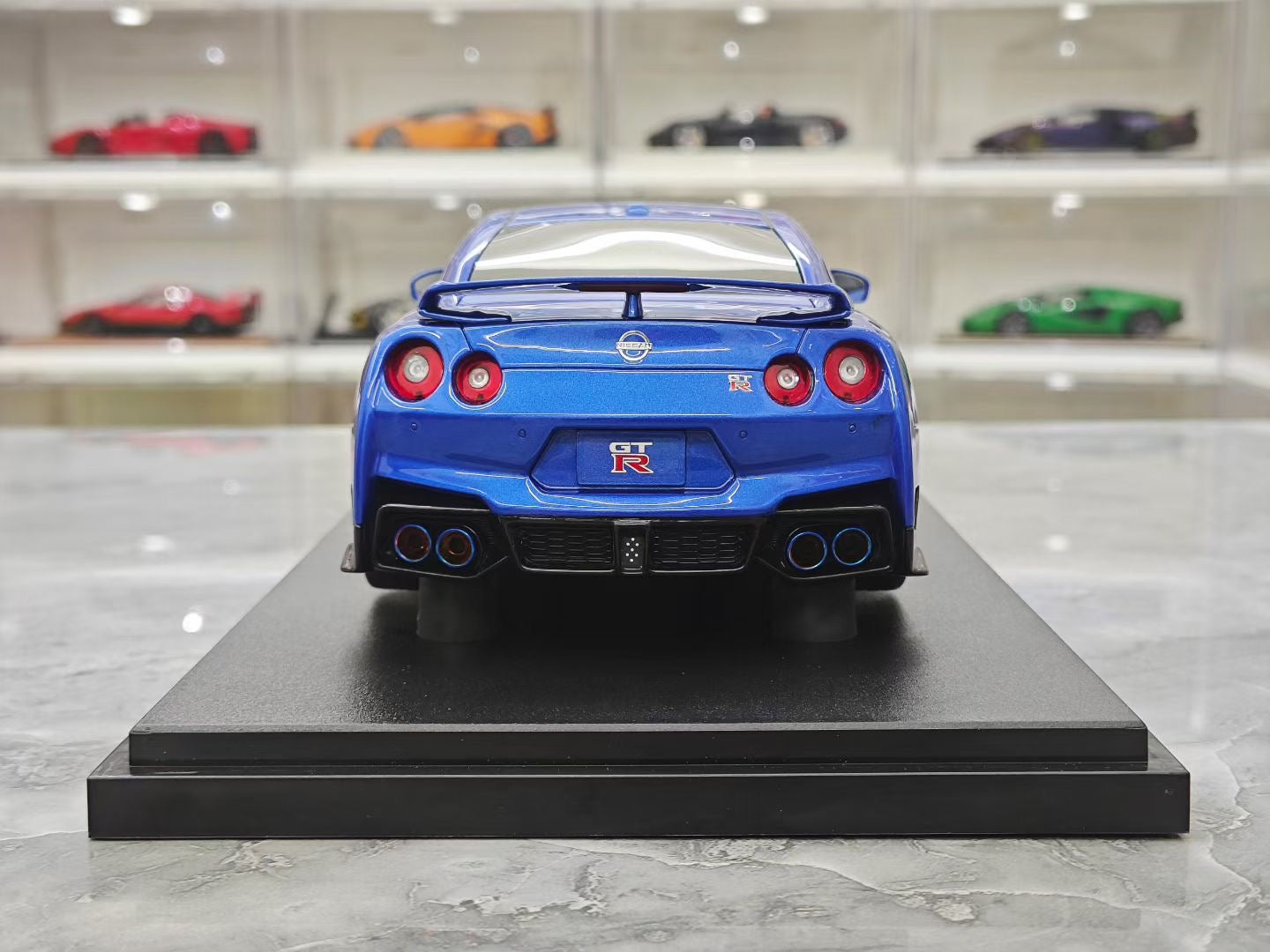 GT Spirit 1/18 Nissan GT-R R35
