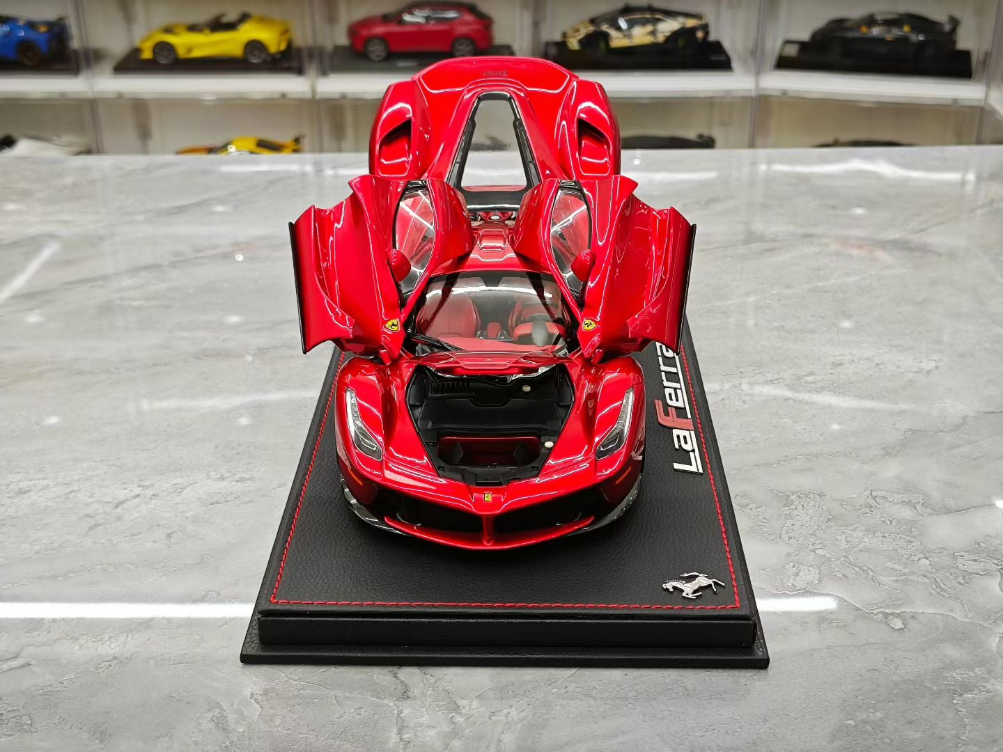 BBR 1/18 Ferrari Alloy LaFerrari in Hamilton Red - Model Car