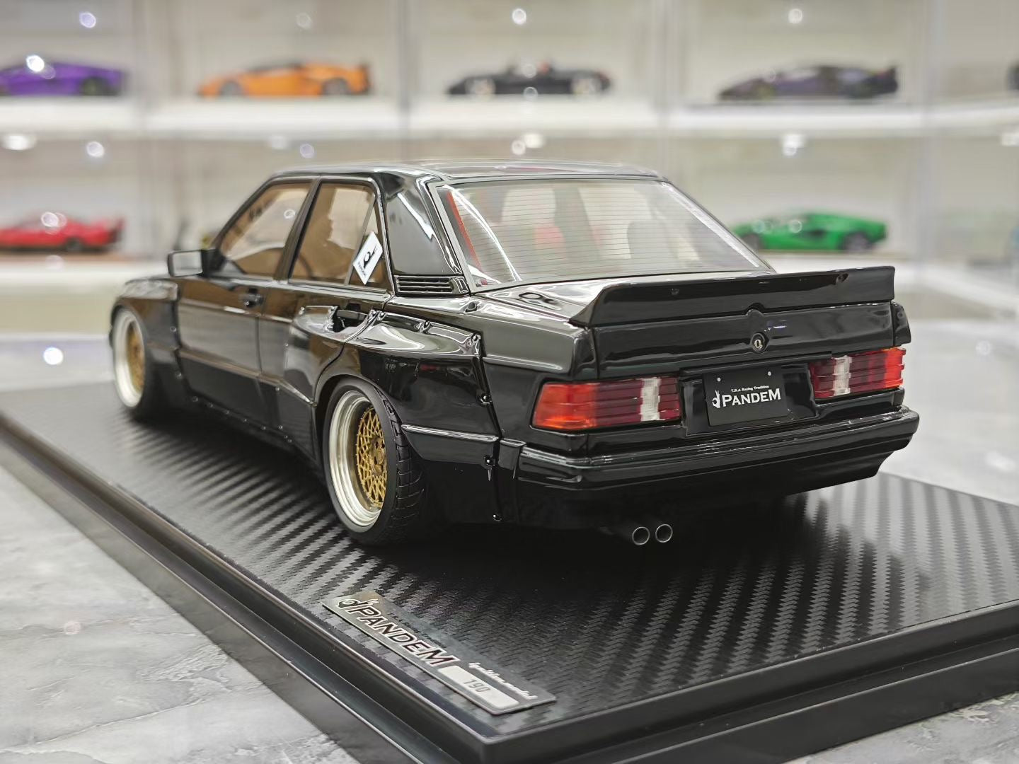 IG 1/18 Mercedes Pandem 190 JDM