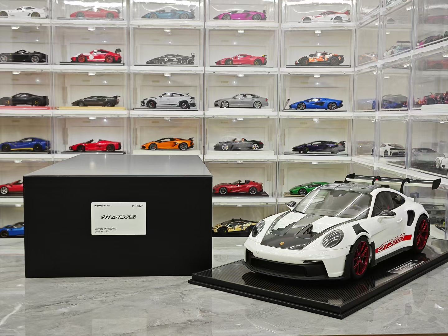 DM 1/8 Porsche 911 GT3RS Weissach Package