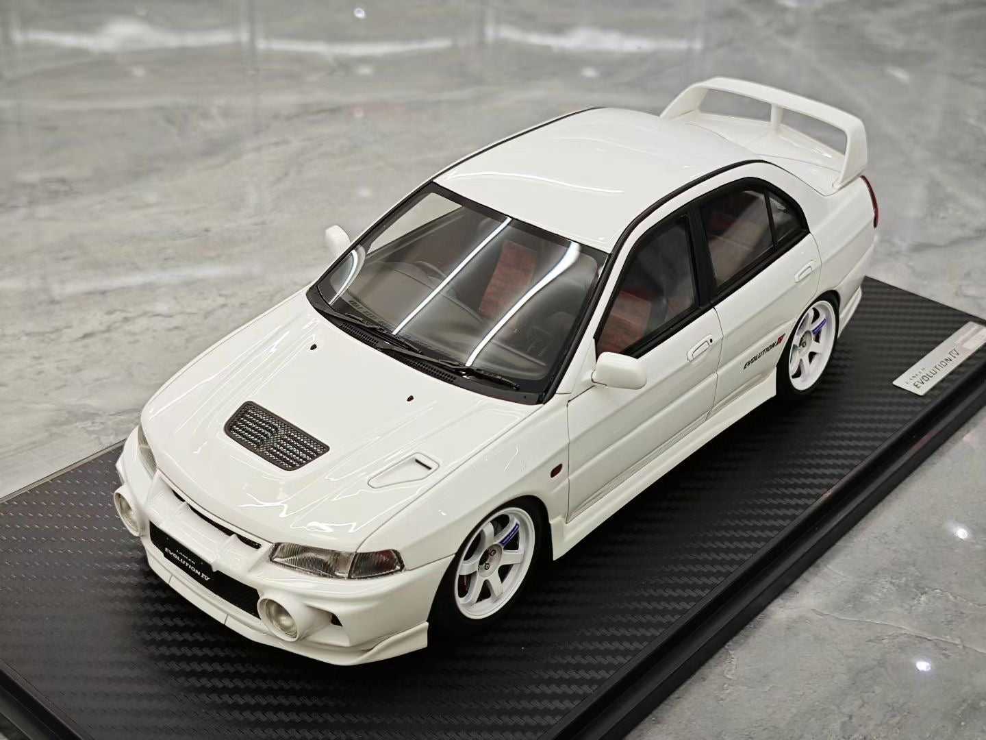 IG 1/18 Mitsubishi Arthur EVO IV 4th Generation Resin
