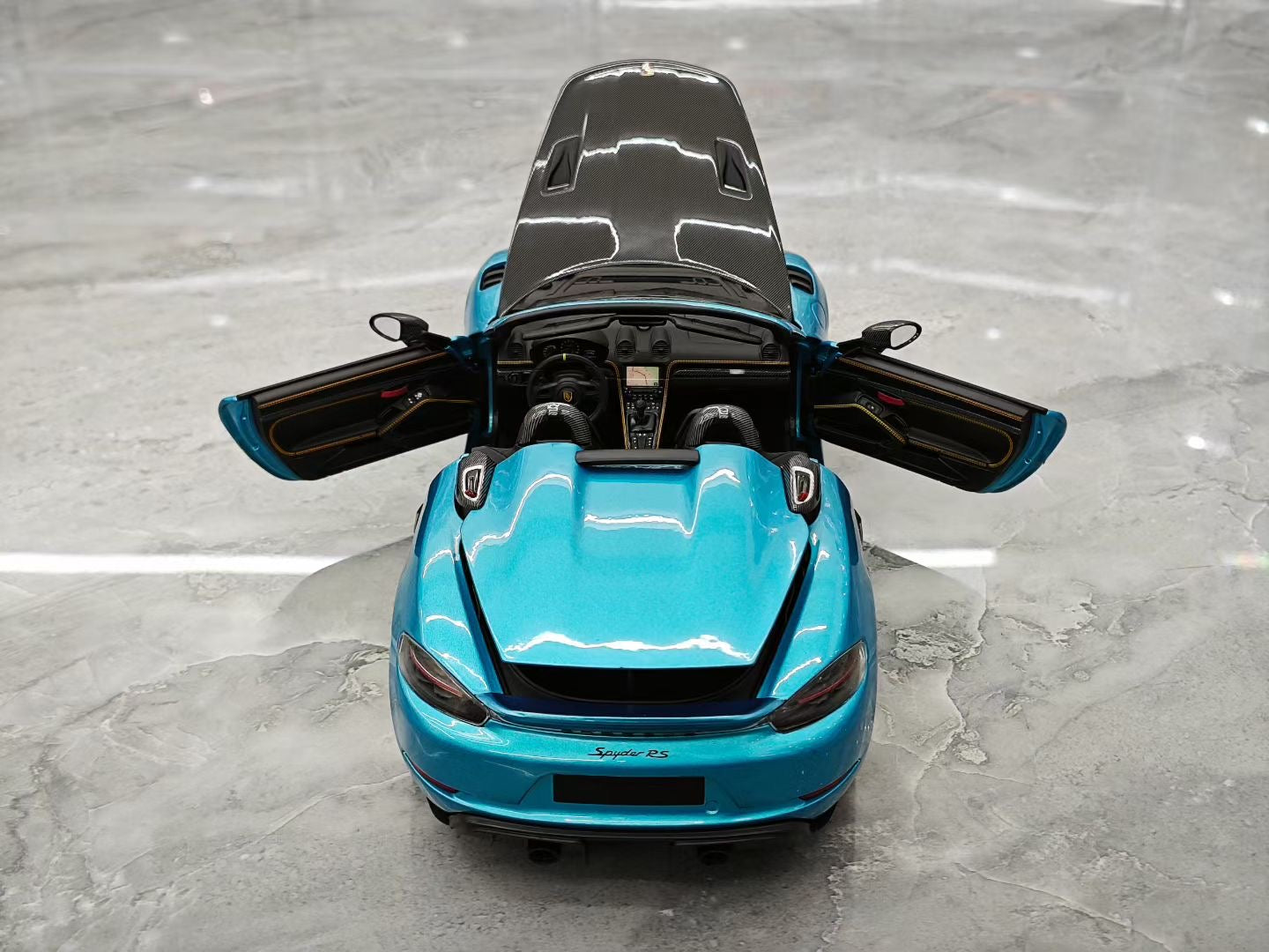 Minichamps 1/18 Porsche 718 SPYDER RS Convertible